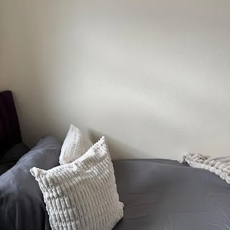 4br Spacious Home, Holiday home *